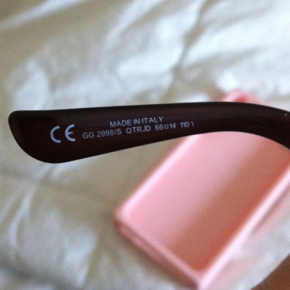 GUCCI authentic Shade - Picture 4 of 4